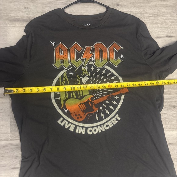 AC/DC Live In Concert T-Shirt 2XL Black Rock Band Graphic Tee - Picture 5 of 5